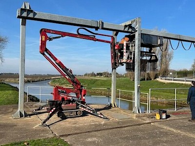 Weed Screen Cleaner Survey