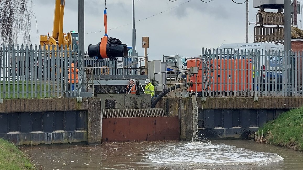 Installtion of Bedford Pump into Pumping Station